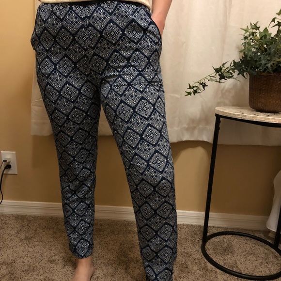 Patterned Joggers - Picture 1 of 4